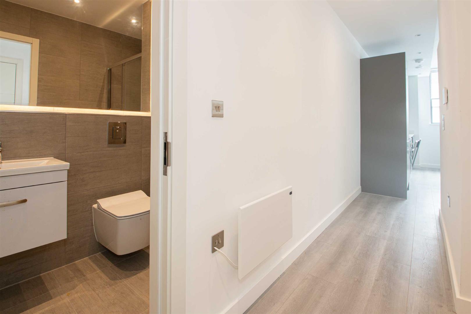 1 bed property in Capital Drive, Milton Keynes